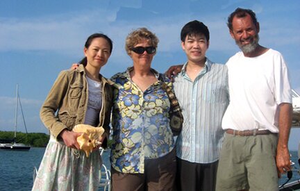 Tour guests with Captain Mingo and Elena 