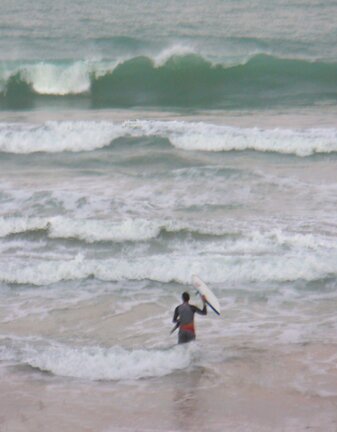 surfing puerto rico luquillo beach la pared